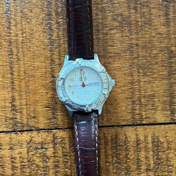 Wenger Swiss Army Watch EUC - Picture 2 of 5